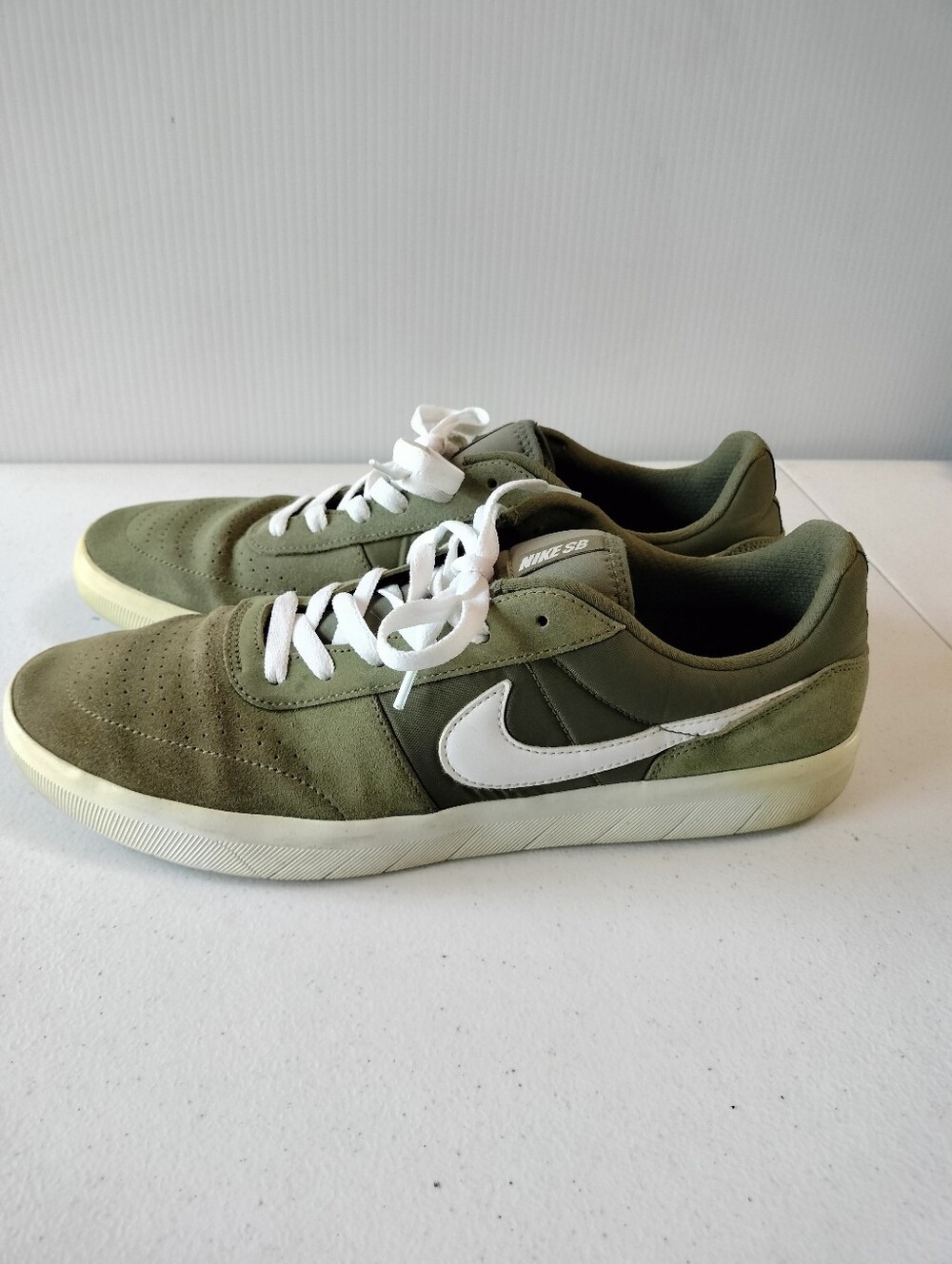 Nike SB Team Classic Men's Olive Suede Low-Top Sneakers 12 AH3360-203